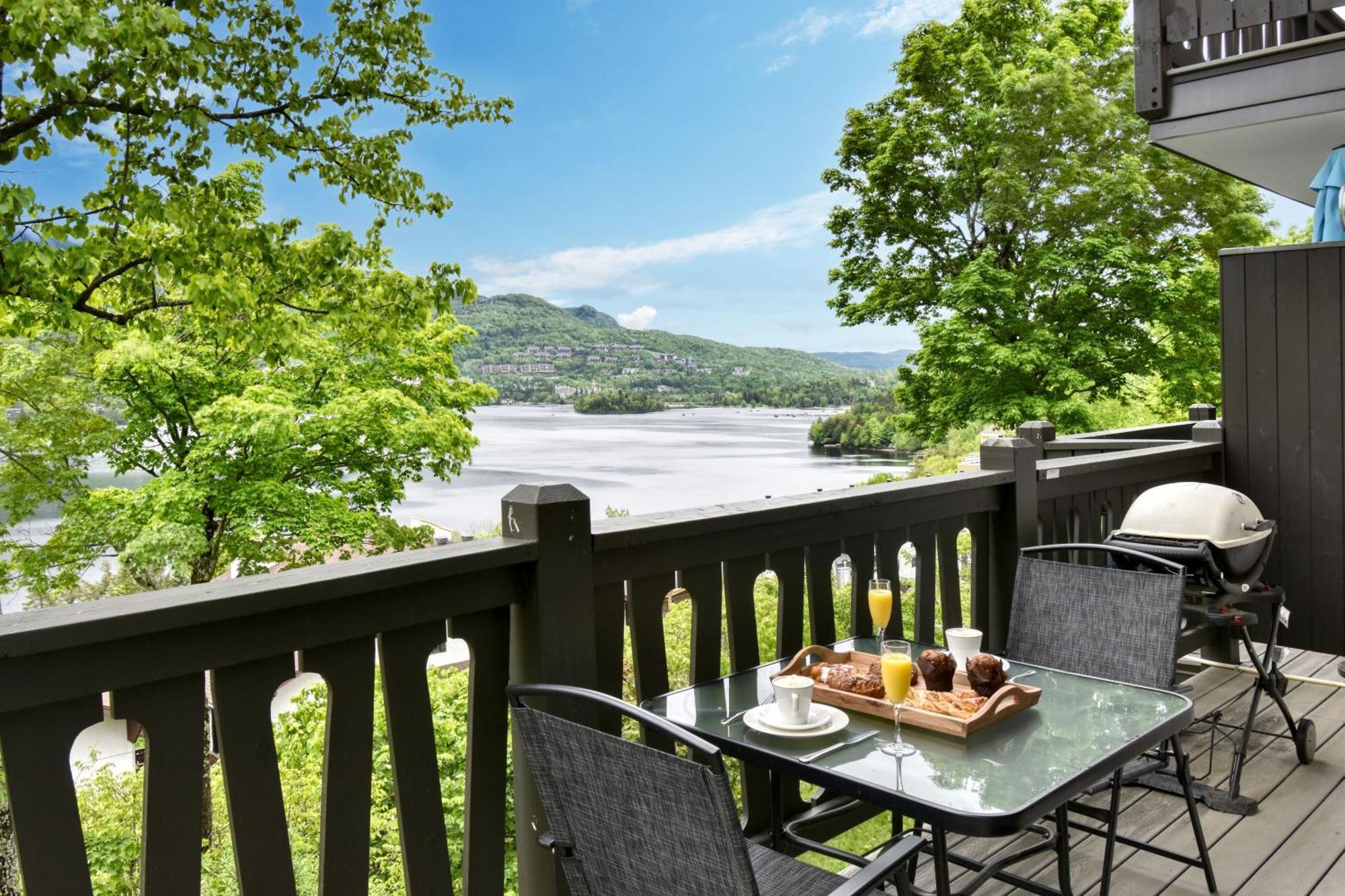 Stunning Condo - View On Lake Tremblant & Mountain Mont-Tremblant Luaran gambar